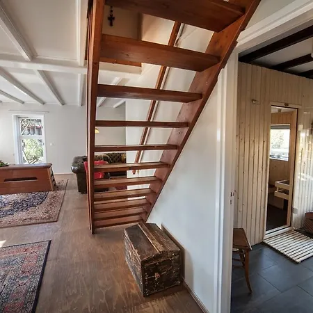 Vrijstaand Vakantie Huis Met Prive Wellness Casa de Férias