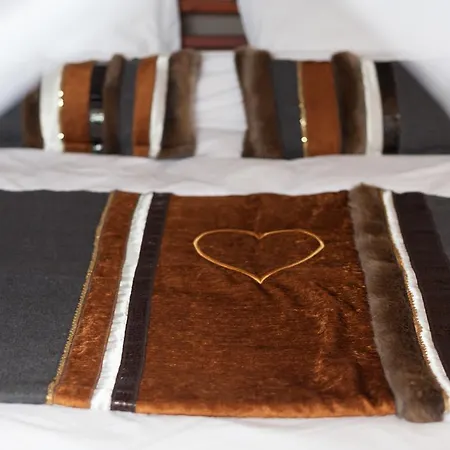 Vrijstaand Vakantie Huis Met Prive Wellness Casa de Férias *